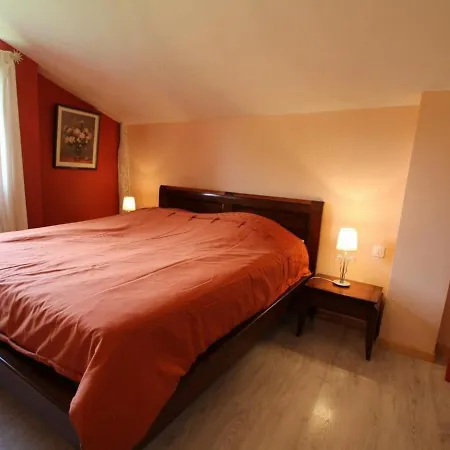 Sainte-flaive-des-loups, 3 Pieces, 4 Personnes - Fr-1-426-316 Holiday home *