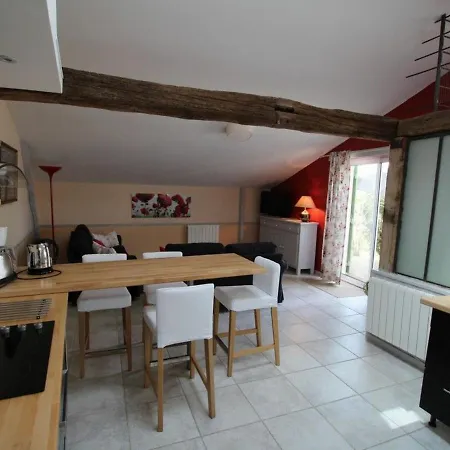 Sainte-flaive-des-loups, 3 Pieces, 4 Personnes - Fr-1-426-316 Holiday home